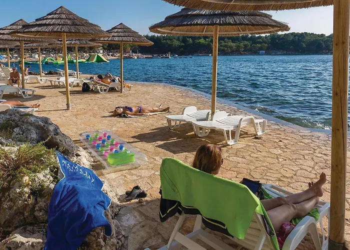 Feriehus 2 Bedroom Lovely In